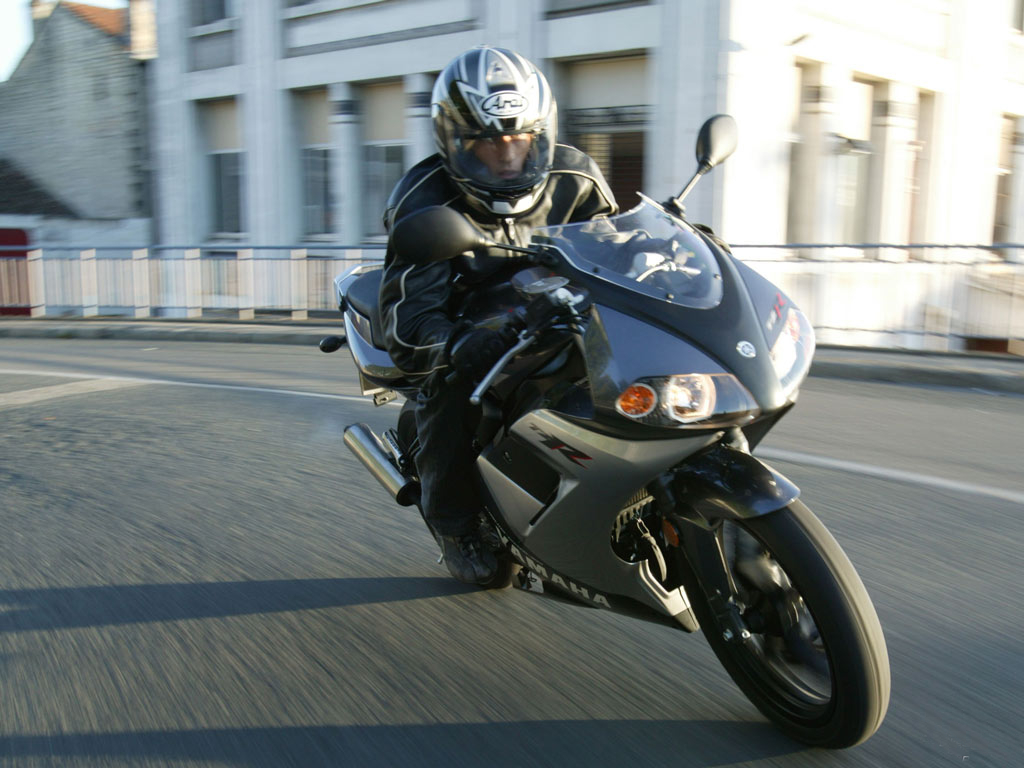 yamaha-tzr-50-2005-grise