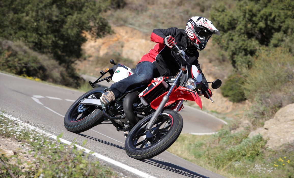 Rétroviseur moto 50 cc : tout ce qu'il faut savoir